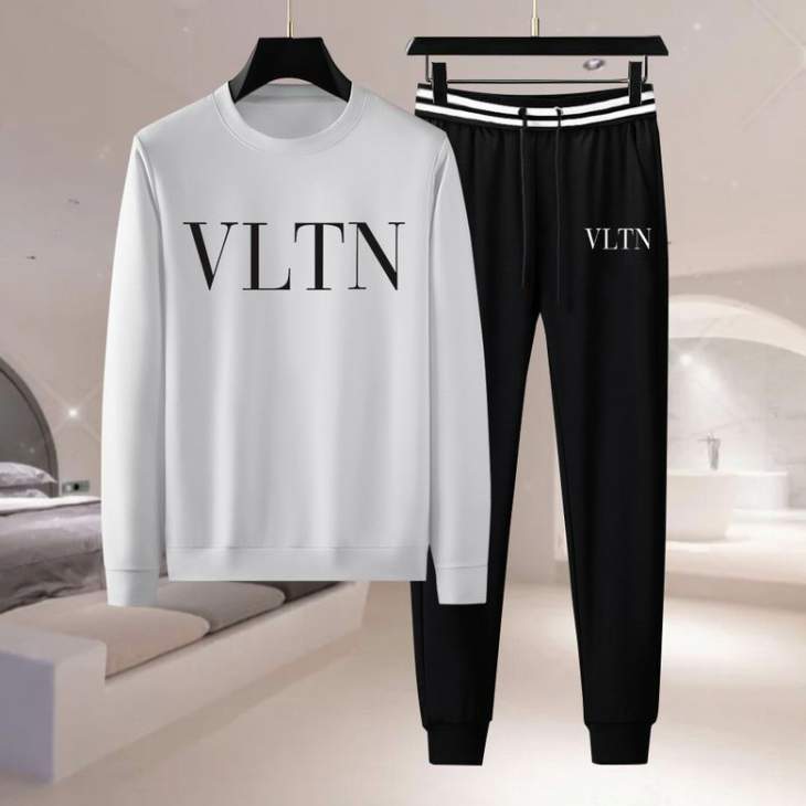 Picture of Valentino Sweater Suits _SKUValentinoM-4XL11Ln0542708